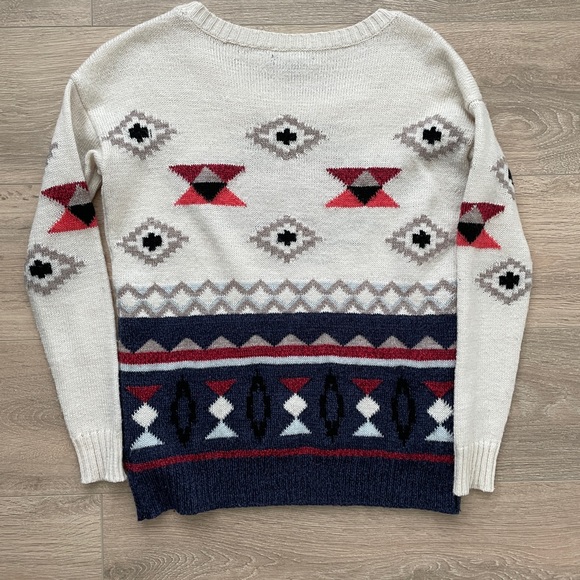 American Eagle Women’s Aztec Wool Blend Sweater - Picture 4 of 7